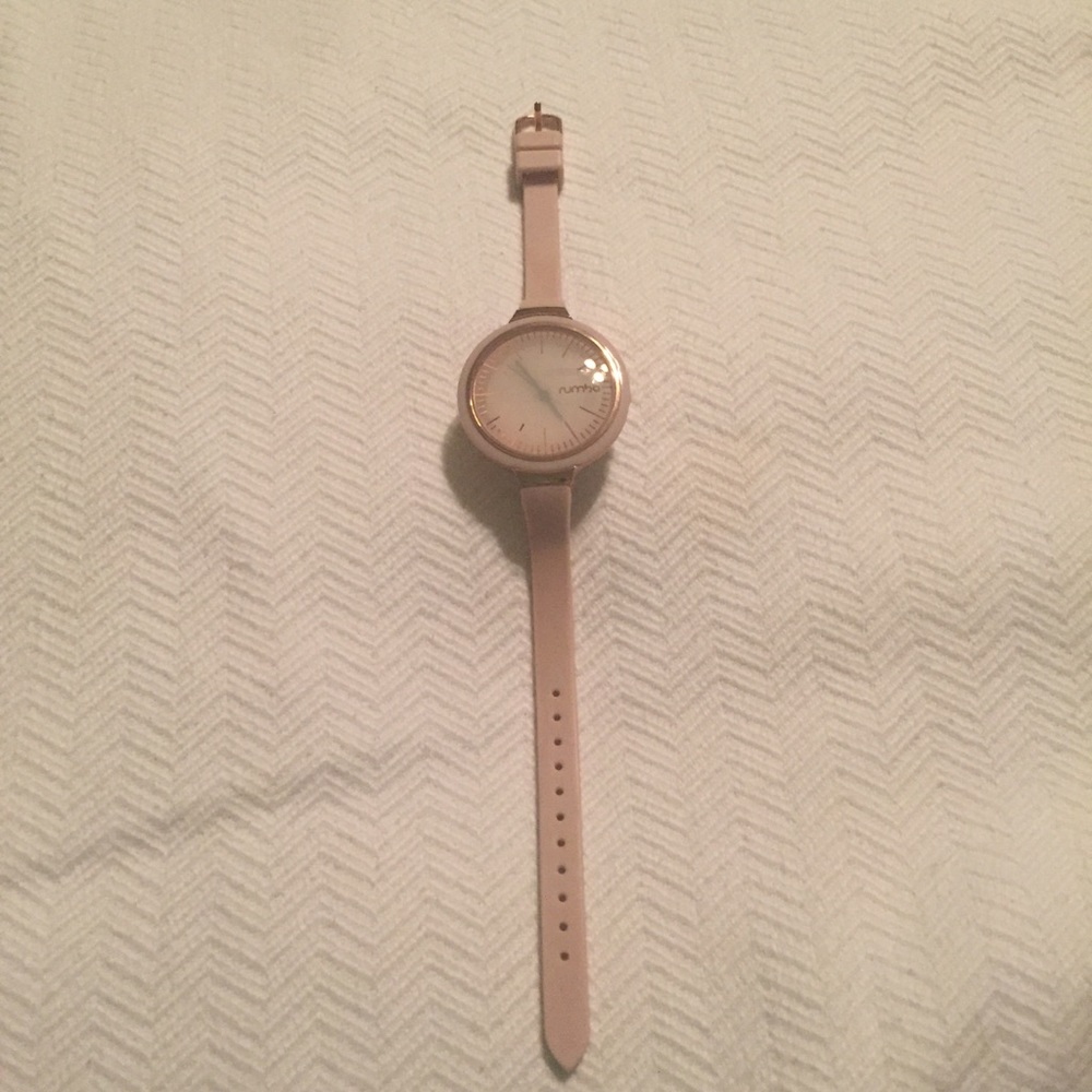 Rose gold watch - EUC